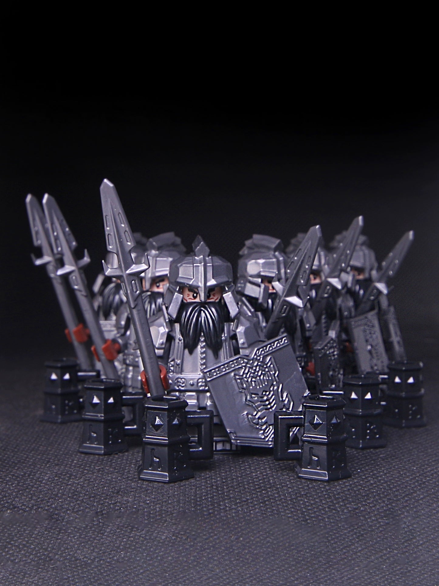 The Lord of the Rings series Dwarf A ( Including 8 non-repetitive Weapon Accessories )